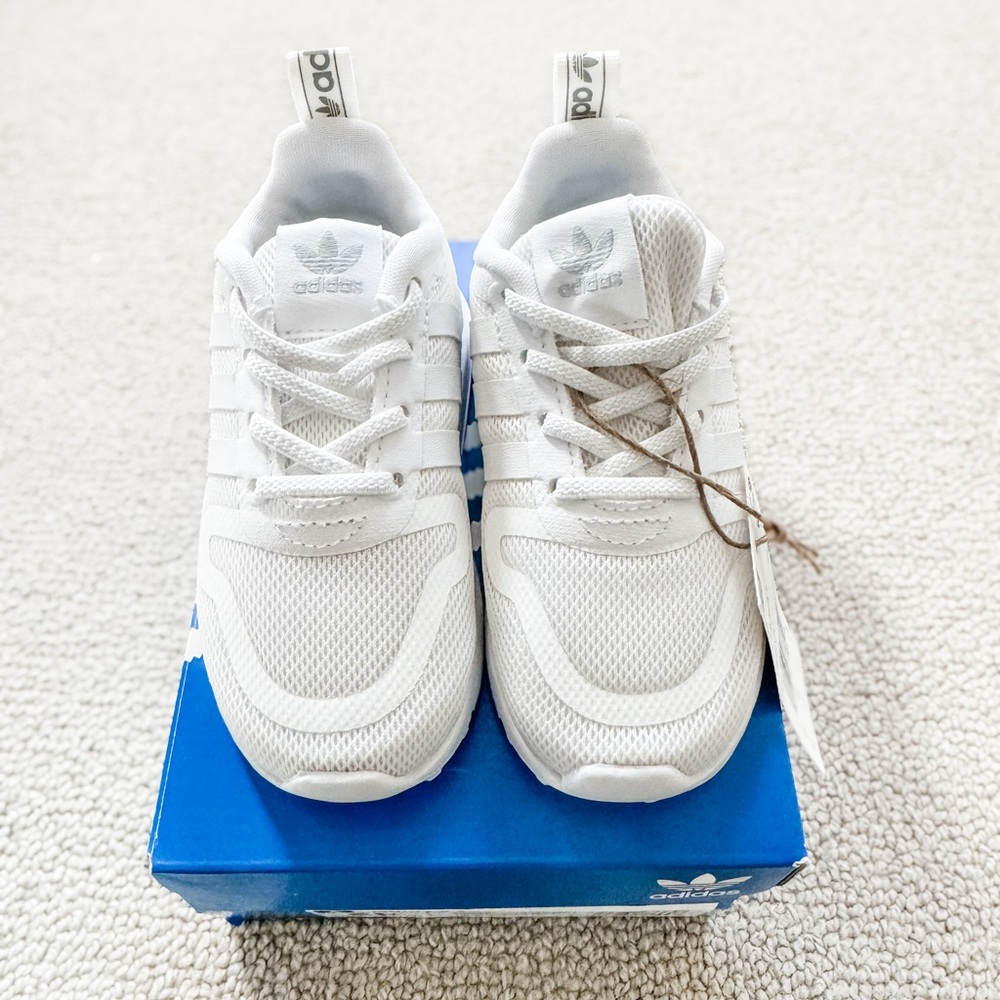adidas Multix in White